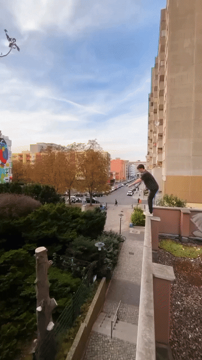 100만원 준다고 하면 가능?