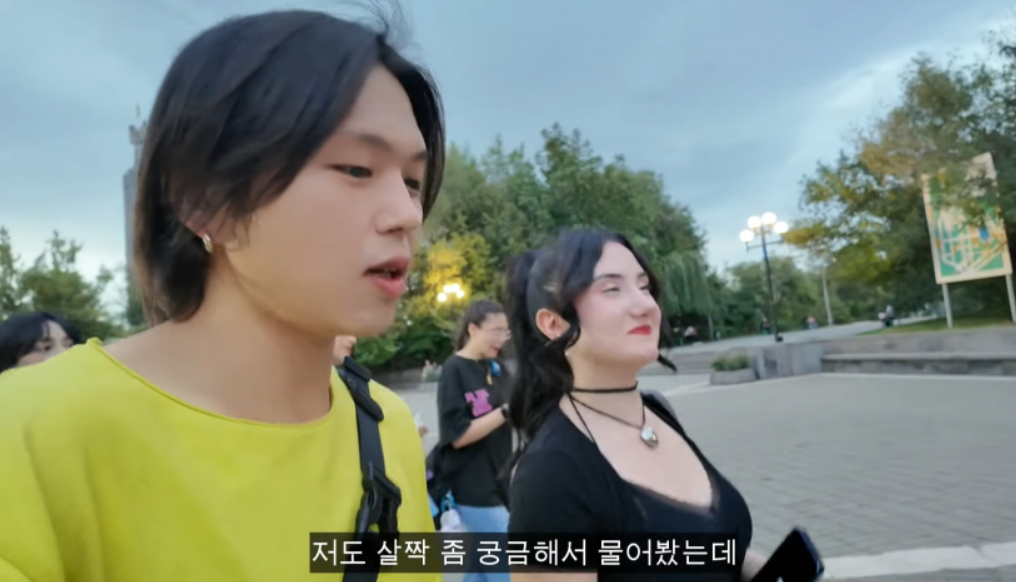 한국남자는 외국에서 인기 많다?? 여행 유튜버의 고백
